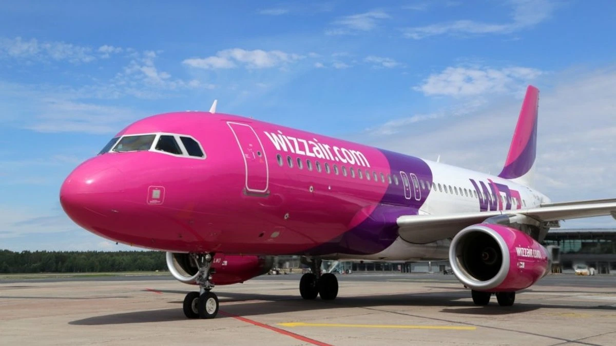 Пилот Wizz Air потерял сознание во время полета. Командир подал сигнал бедствия