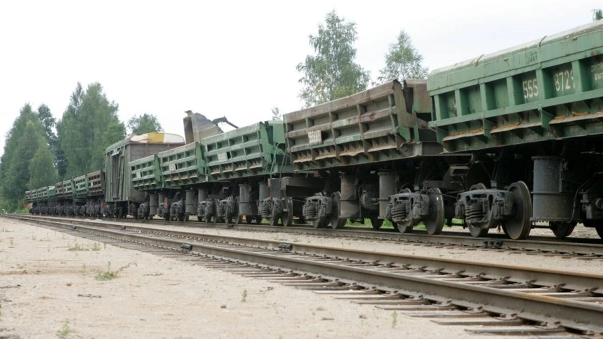 Железнодорожные грузоперевозки за девять месяцев сократились на 12%