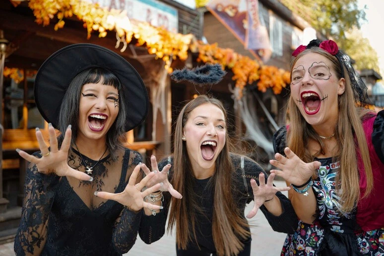 Halloween nei parchi a tema tra Horror House e zucche giganti