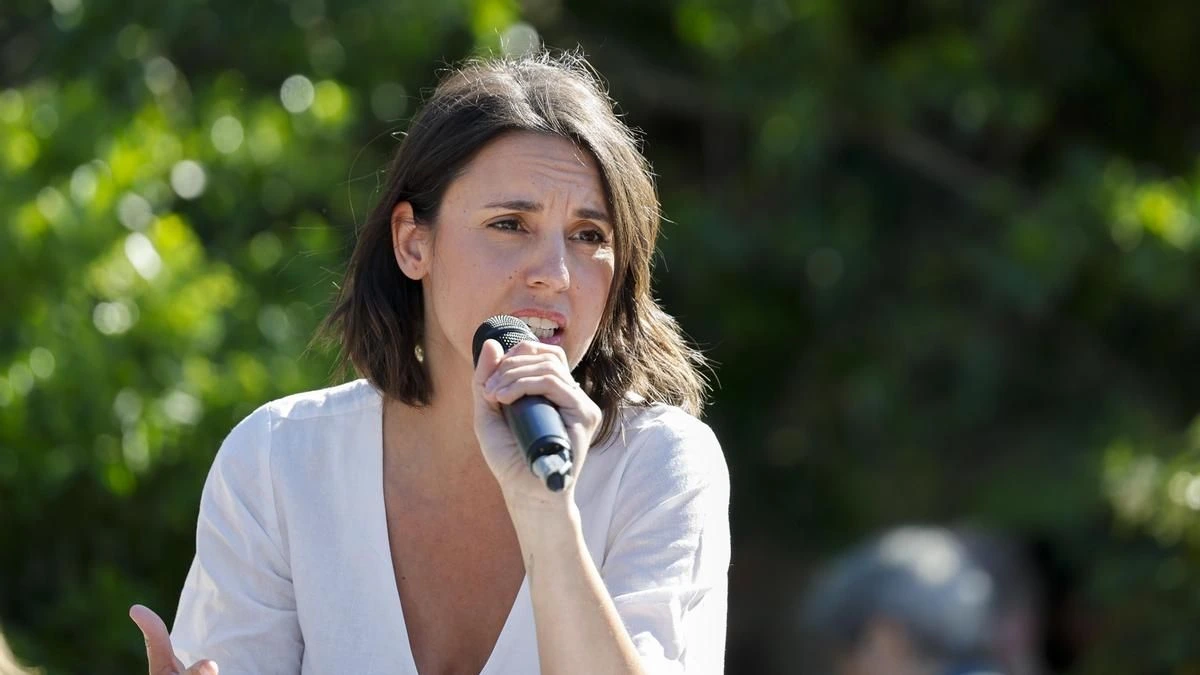 Podemos acusa al sistema de “matar” con los desahucios: “La política tiene que ponerse del lado de las personas, no de los negocios”