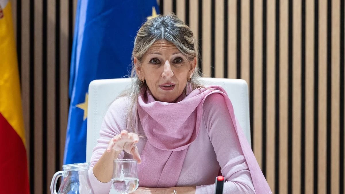 Yolanda Díaz defiende que el salario mínimo suba por encima de la inflación y que las empresas “repartan su riqueza”