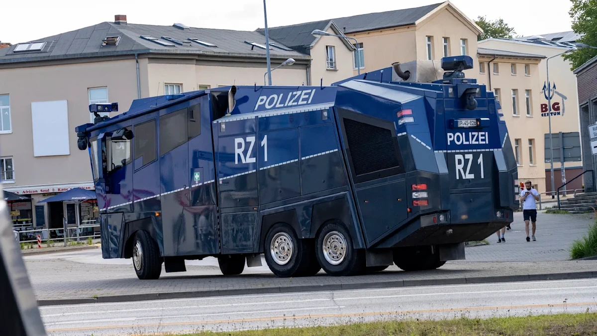 Ausgerechnet vor Demo-Wochenende: Viele Wasserwerfer der Polizei kaputt