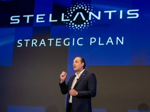 Stellantis sotto attacco degli hedge fund: scommesse al ribasso sul 10% del capitale